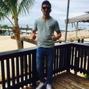 Meet your Posher, Keyur